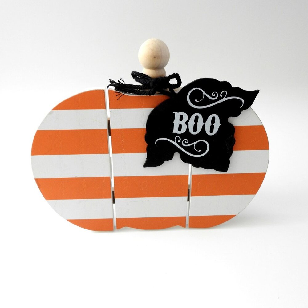 NWT Halloween Thanksgiving Pumpkin Tabletop or Wall Decor Boo